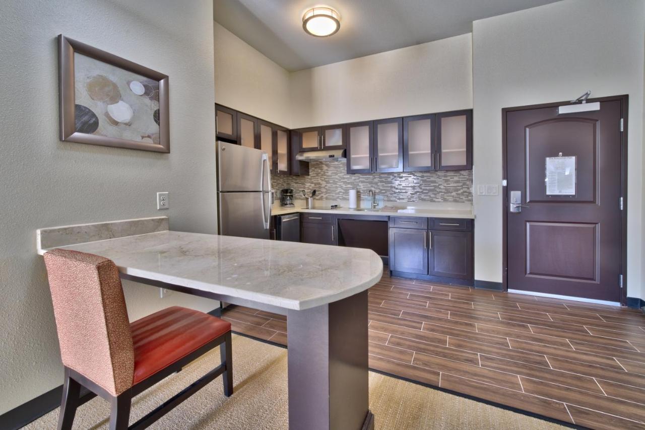 Staybridge Suites Lubbock South By Ihg Εξωτερικό φωτογραφία
